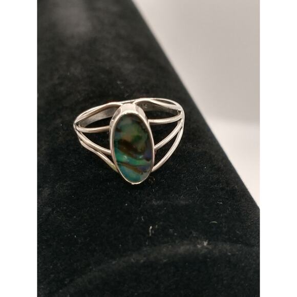 Vintage Sterling .925 Silver Mother-of-Pearl Ring 7 Delicate Feminine Retro - Picture 1 of 9